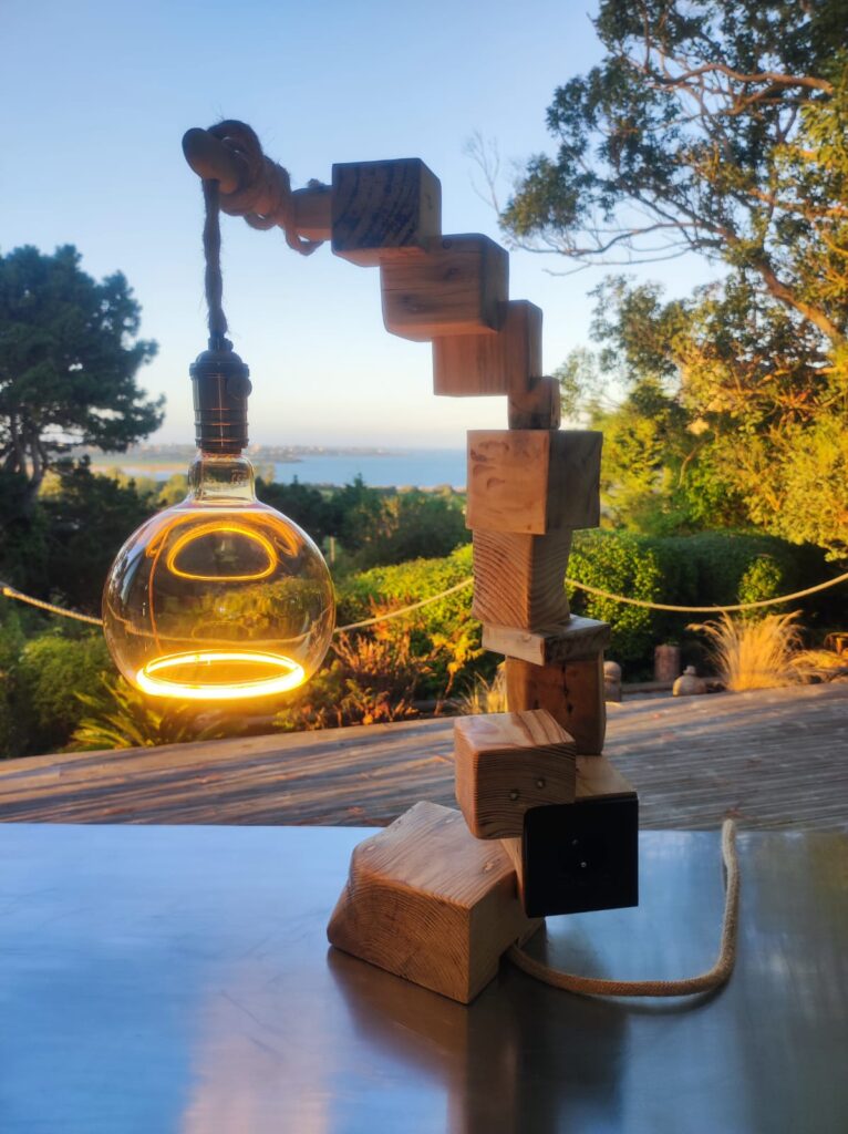Lampe tout en équilibre