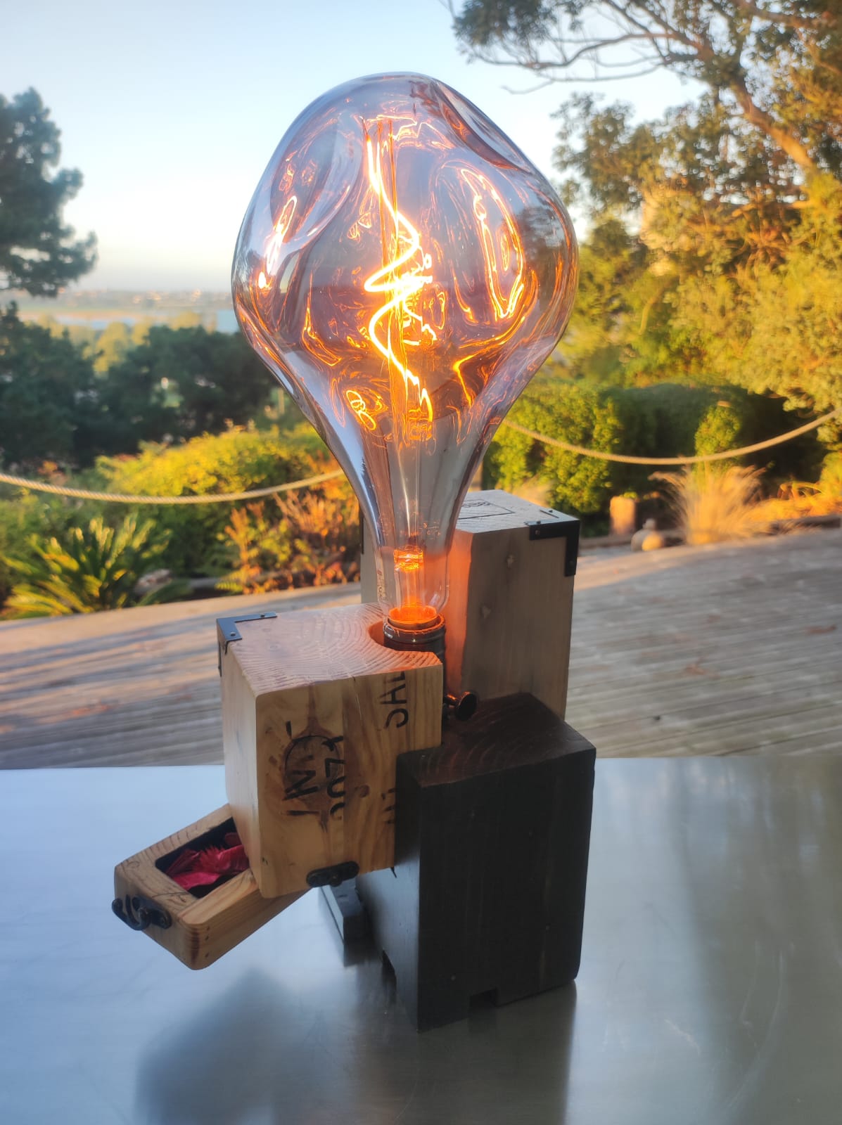 Lampe grosse tête